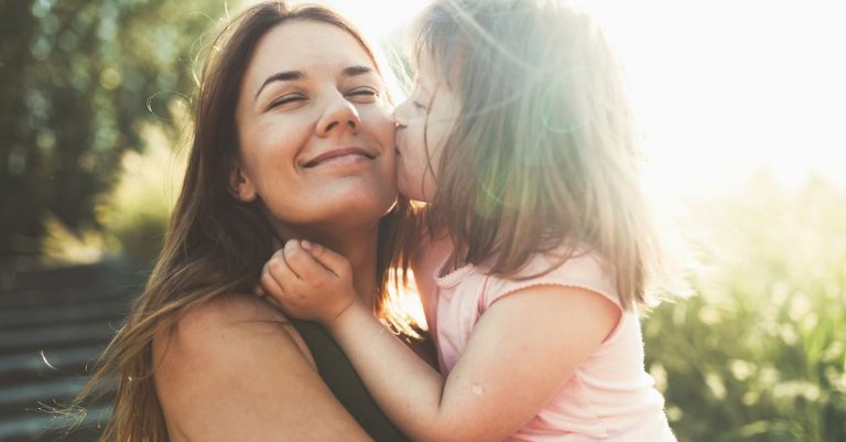 65558-motheranddaughter-gettyimages-870475544-nd300.1200w.tn