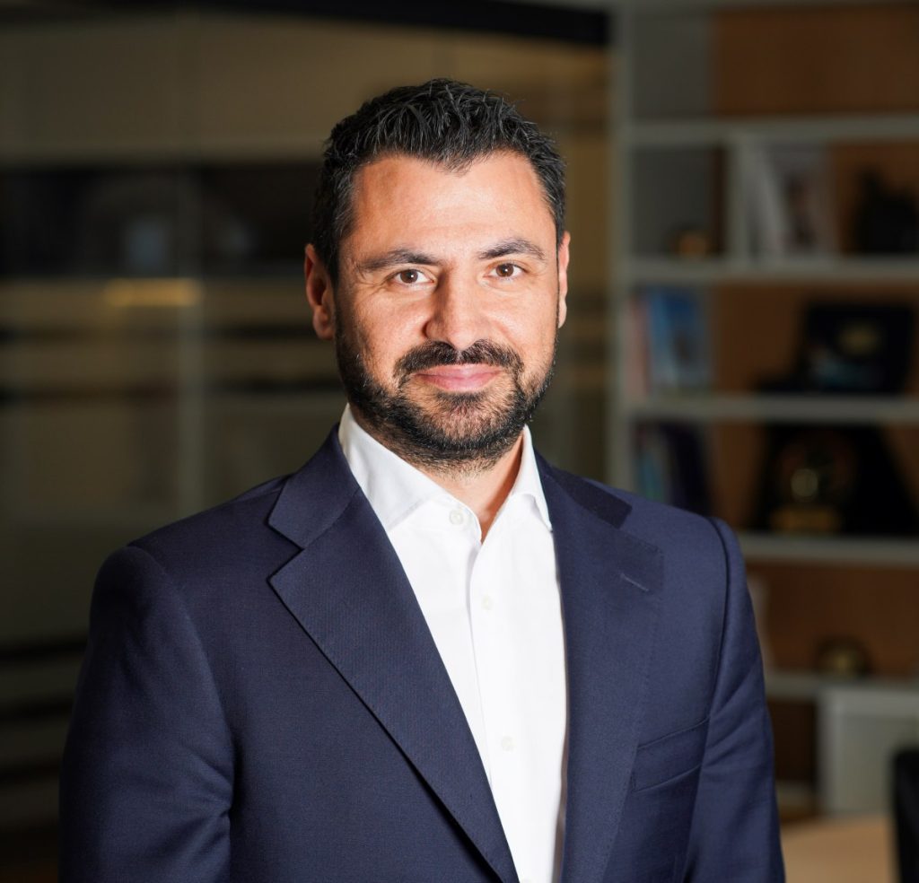 1765962245_Feliks_Boynuinceo__lu